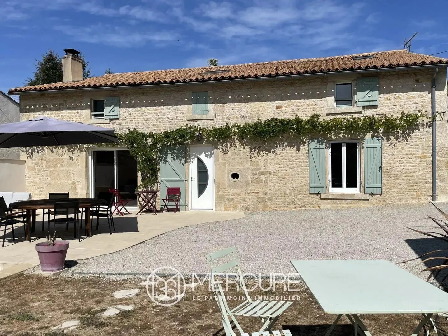 Maison à vendre, 200m², Aigondigné