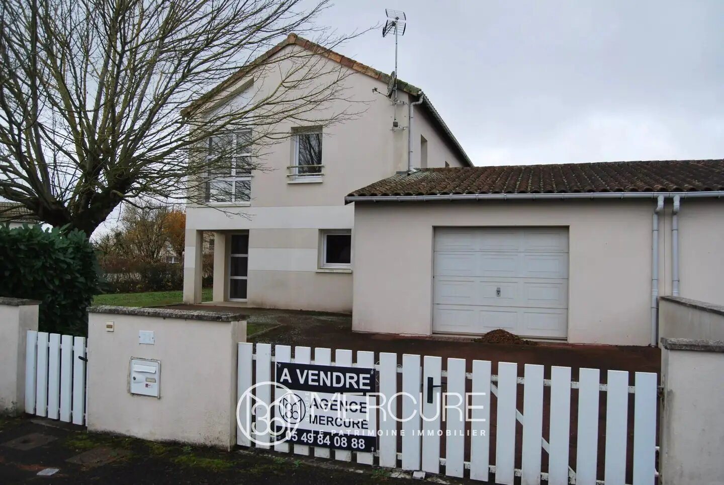 Maison à vendre, 120m², Lhommaizé