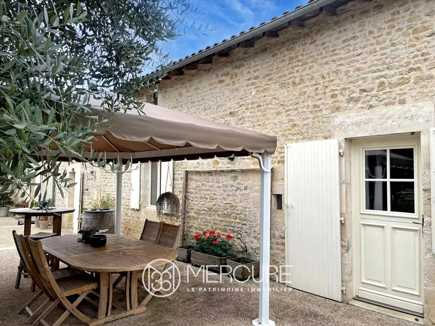 Maison à vendre, 350m², Saint-Maixent-l'École