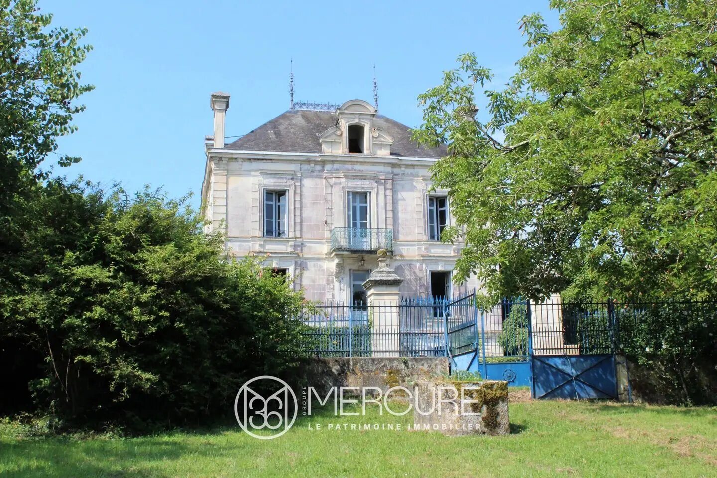Maison à vendre, 375m², Saintes