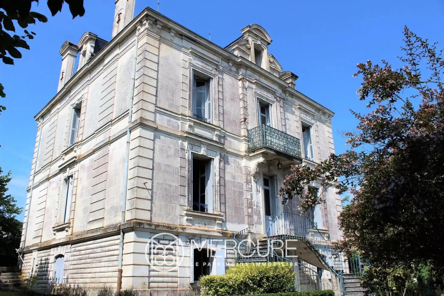 Maison à vendre, 375m², Saintes
