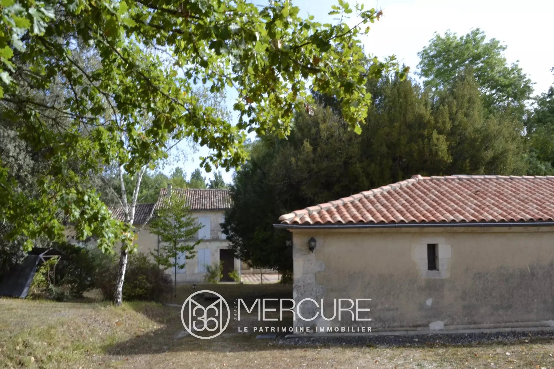 Maison à vendre, 489m², Barbezieux-Saint-Hilaire