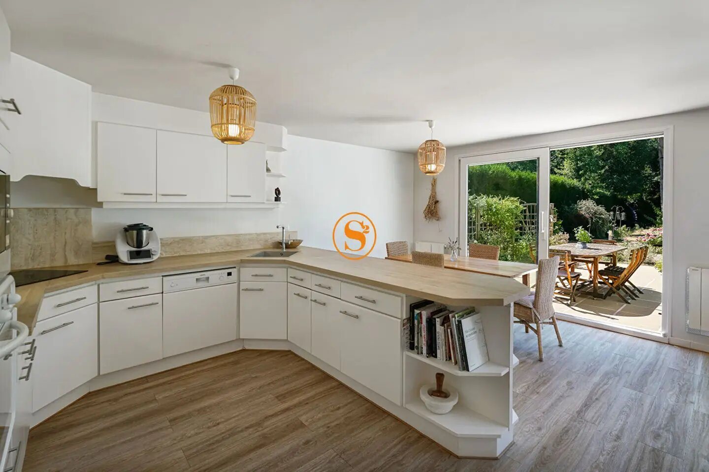 Maison à vendre, 214m², Lamorlaye
