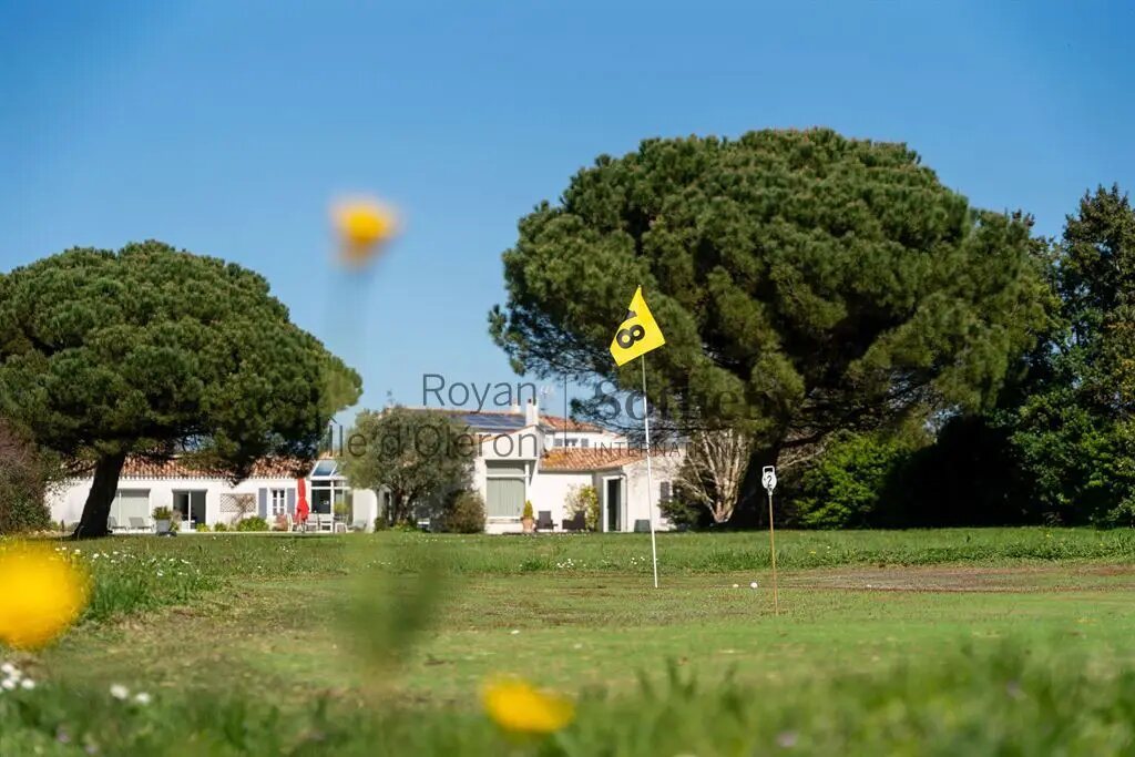 Maison à vendre, 360m², Dolus-d'Oléron