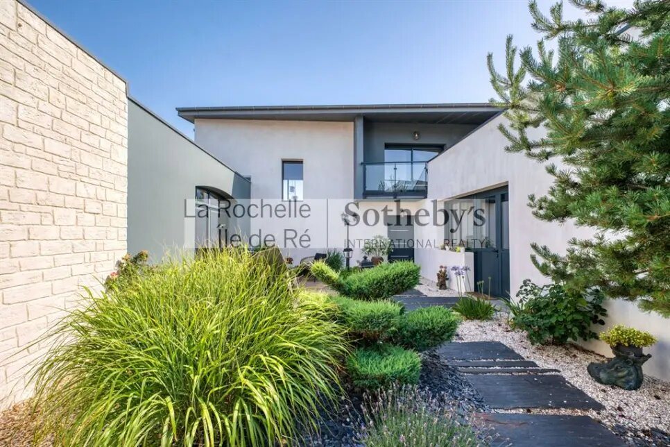 Maison à vendre, 380m², Saint-Xandre