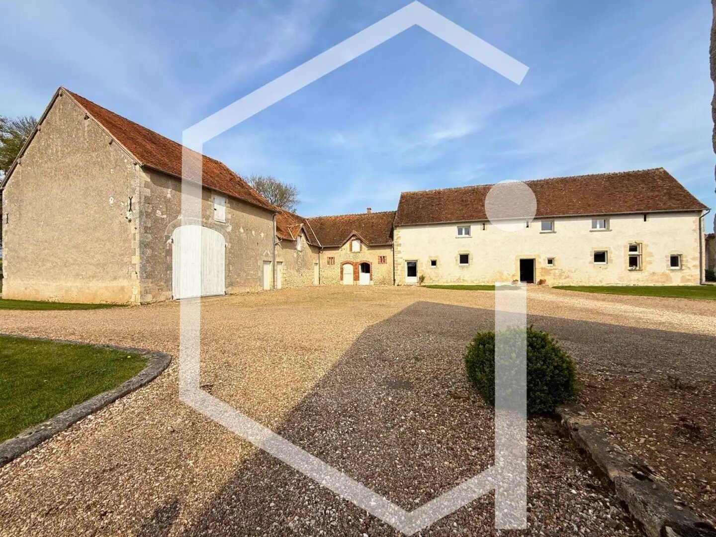 Maison à vendre, 300m², Cosne-Cours-sur-Loire