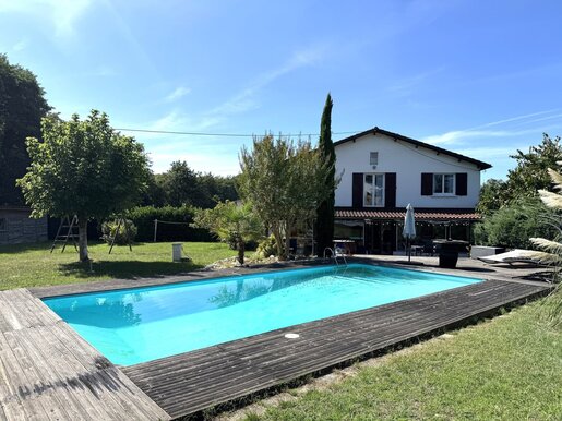 Maison 4 pièces 130 m² · à Casteljaloux · 130 m² · 199 900 €