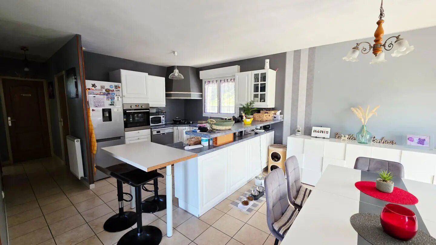 Maison à vendre, 131m², Arbent