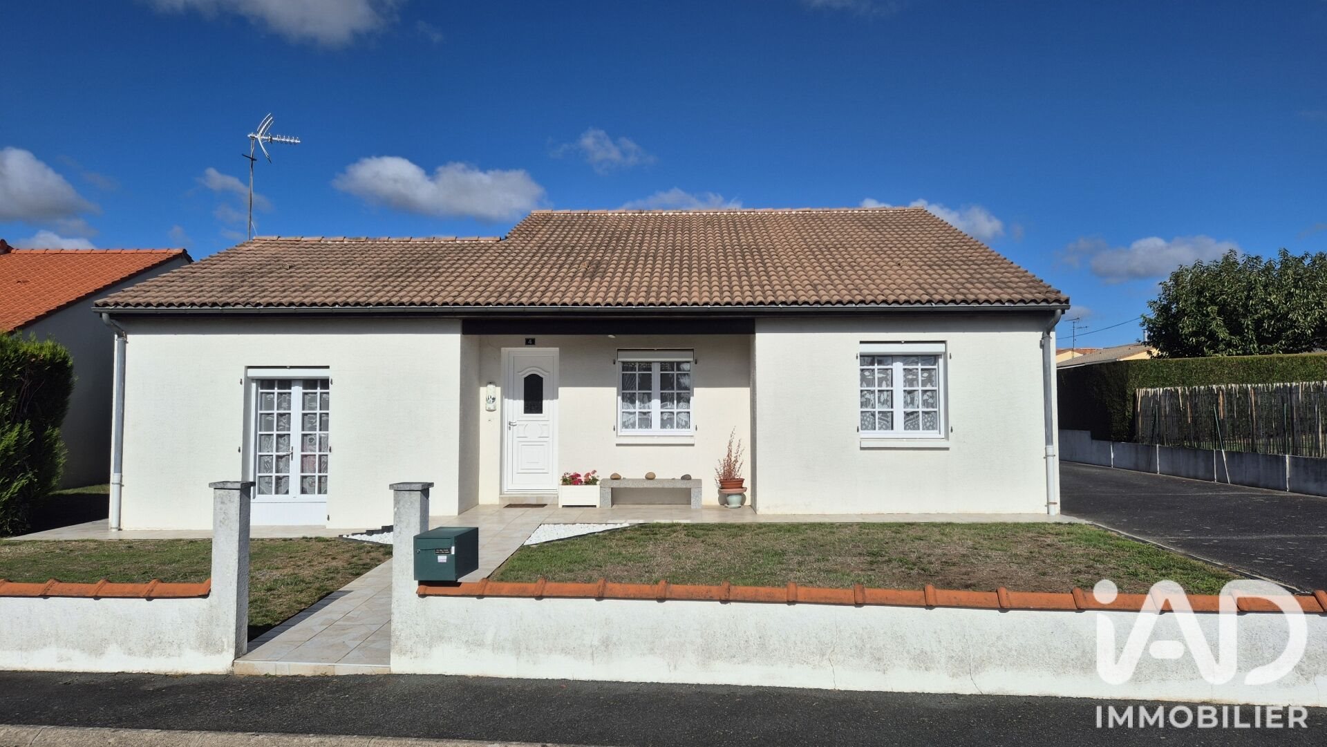 Maison à vendre, 105m², Saint-Pierre-des-Échaubrognes