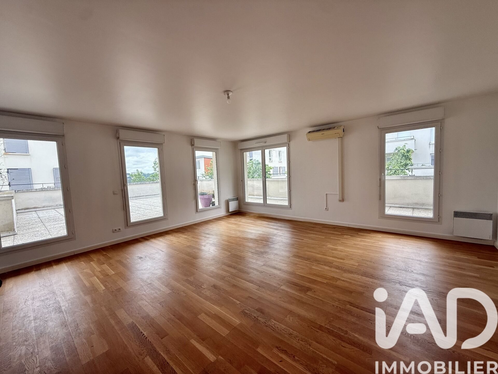 Appartement à louer, 92m², Villemomble