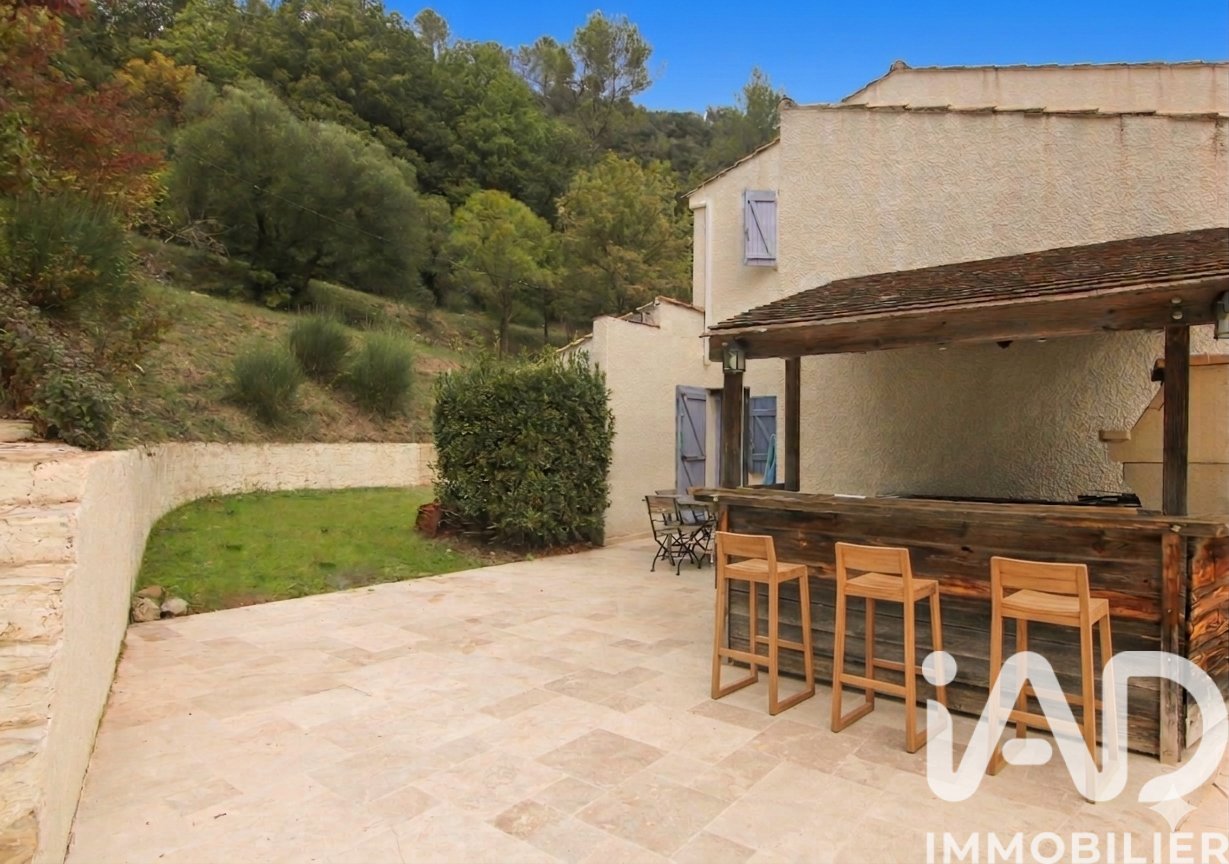 Maison à vendre, 163m², Méounes-lès-Montrieux