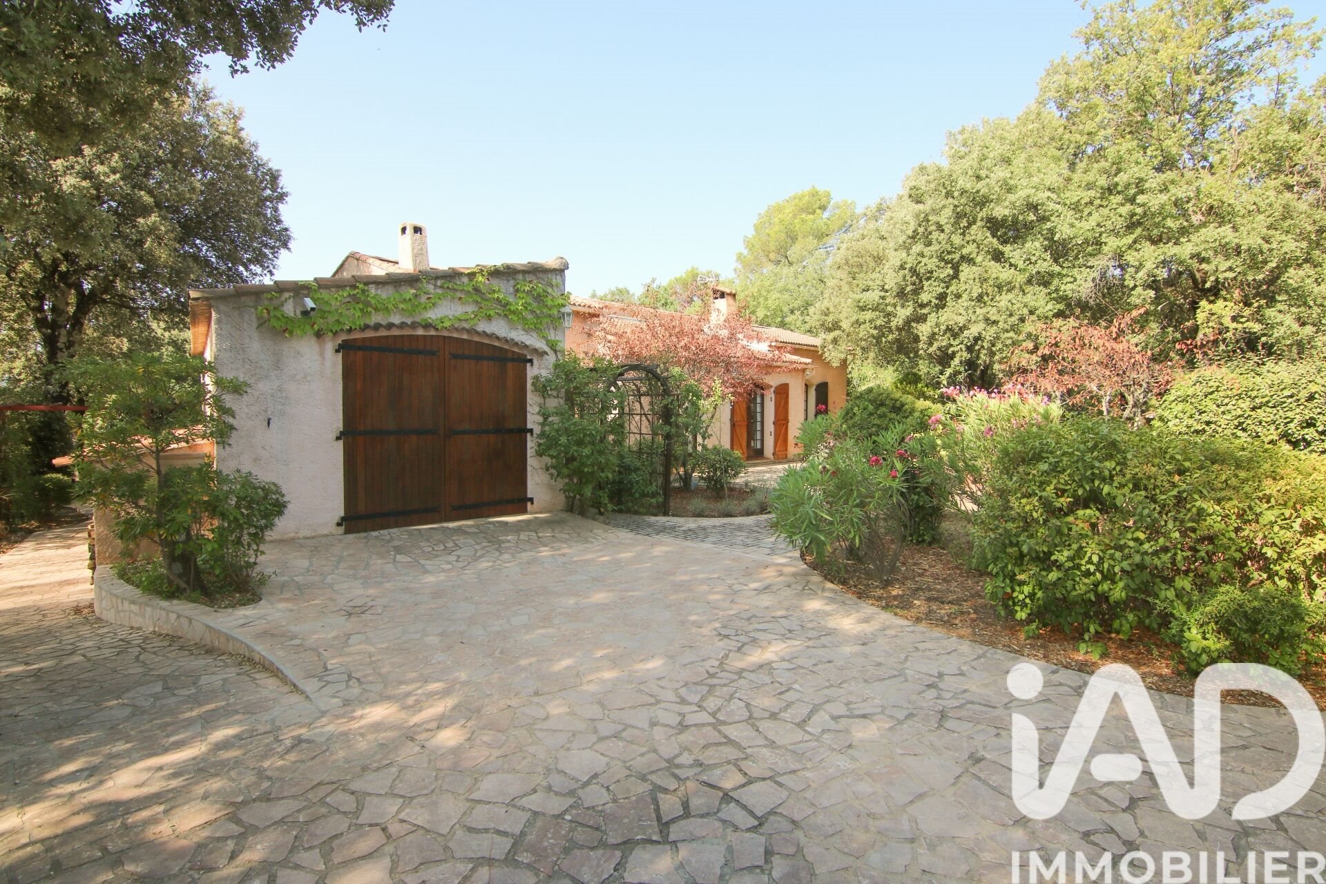 Maison à vendre, 164m², Méounes-lès-Montrieux