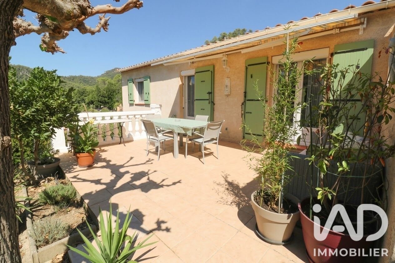 Maison à vendre, 83m², La Roquebrussanne