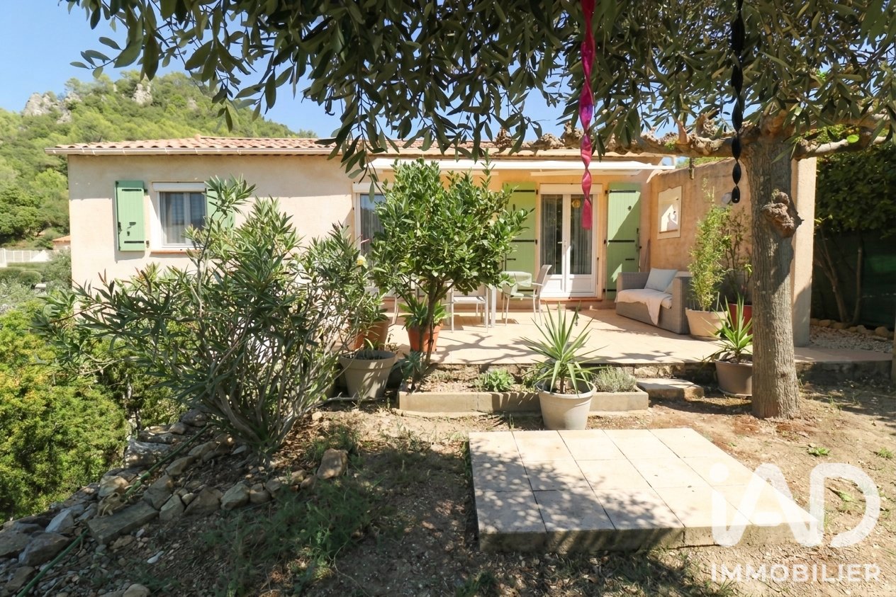 Maison à vendre, 83m², La Roquebrussanne