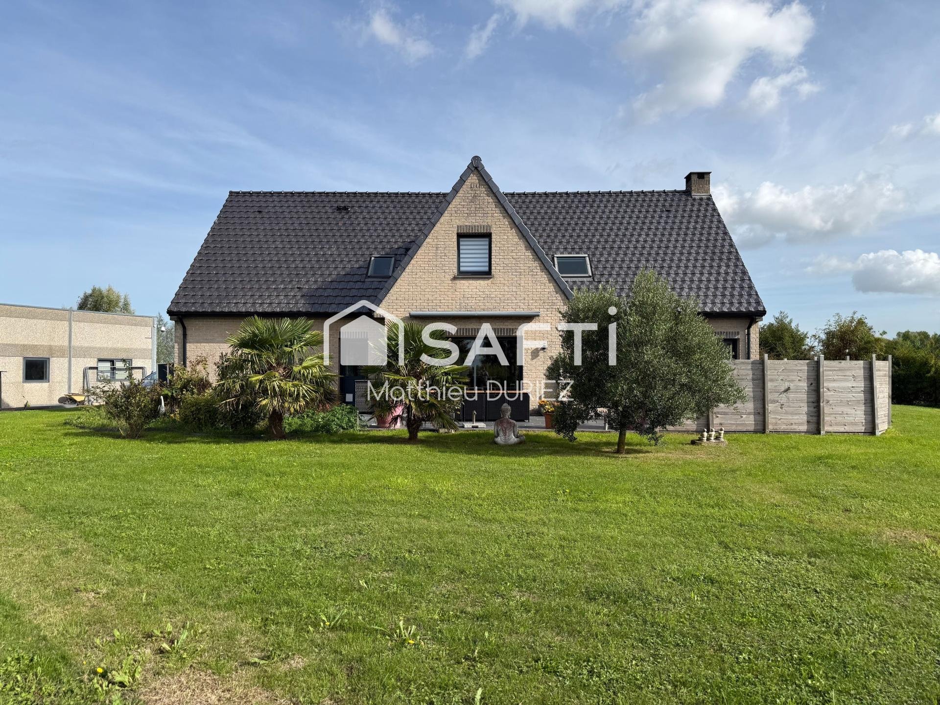 Maison à vendre, 225m², Hondschoote
