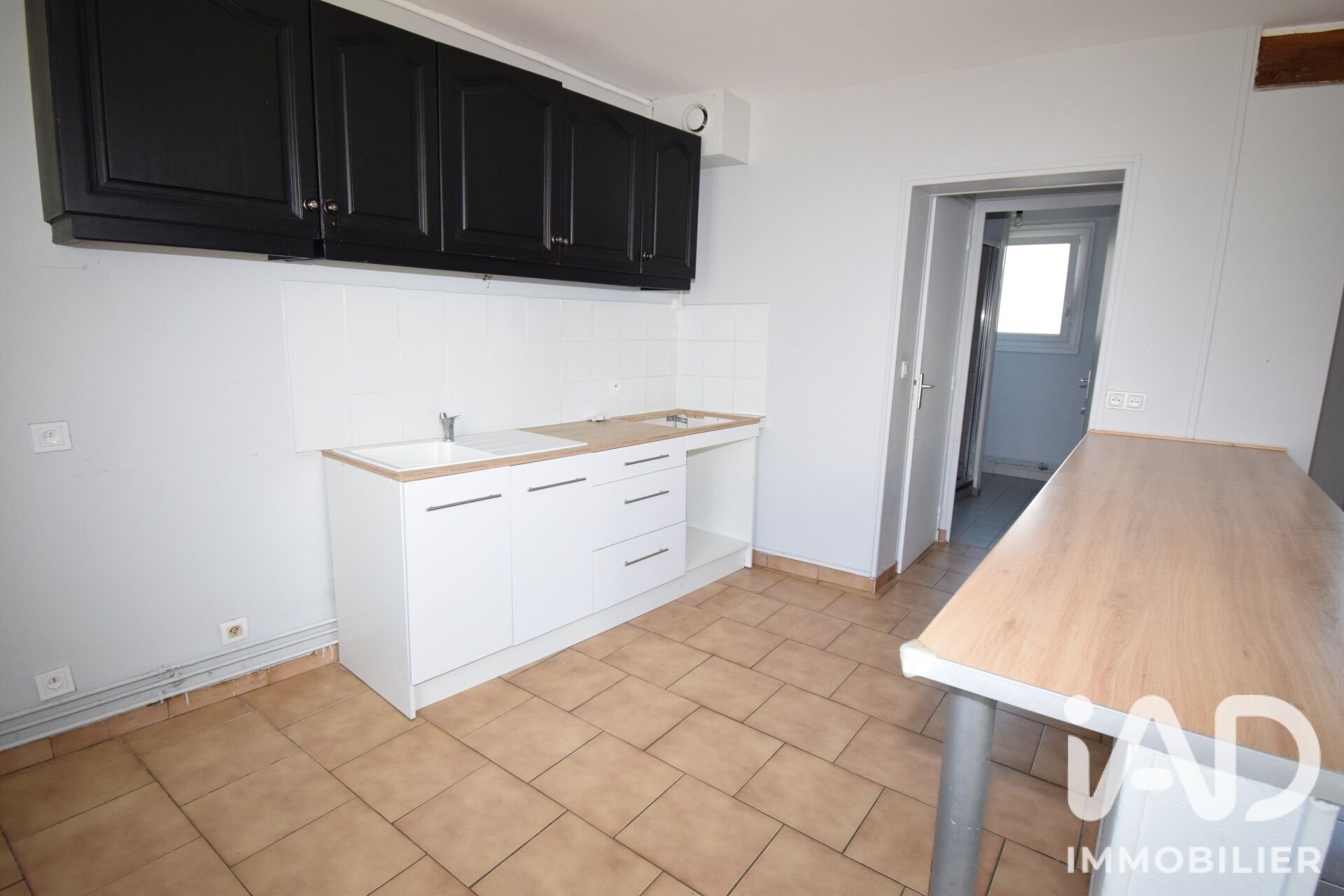 Appartement à vendre, 70m², Verneuil-l'Etang