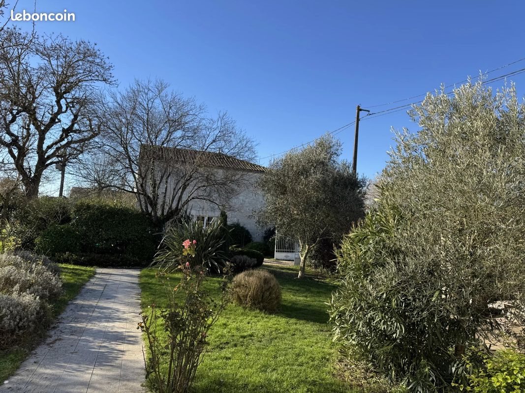 Maison à vendre, 298m², Sainte-Sévère