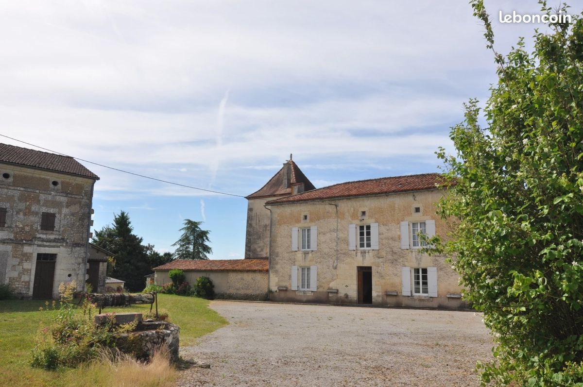 Maison à vendre, 150m², Aubeterre-sur-Dronne
