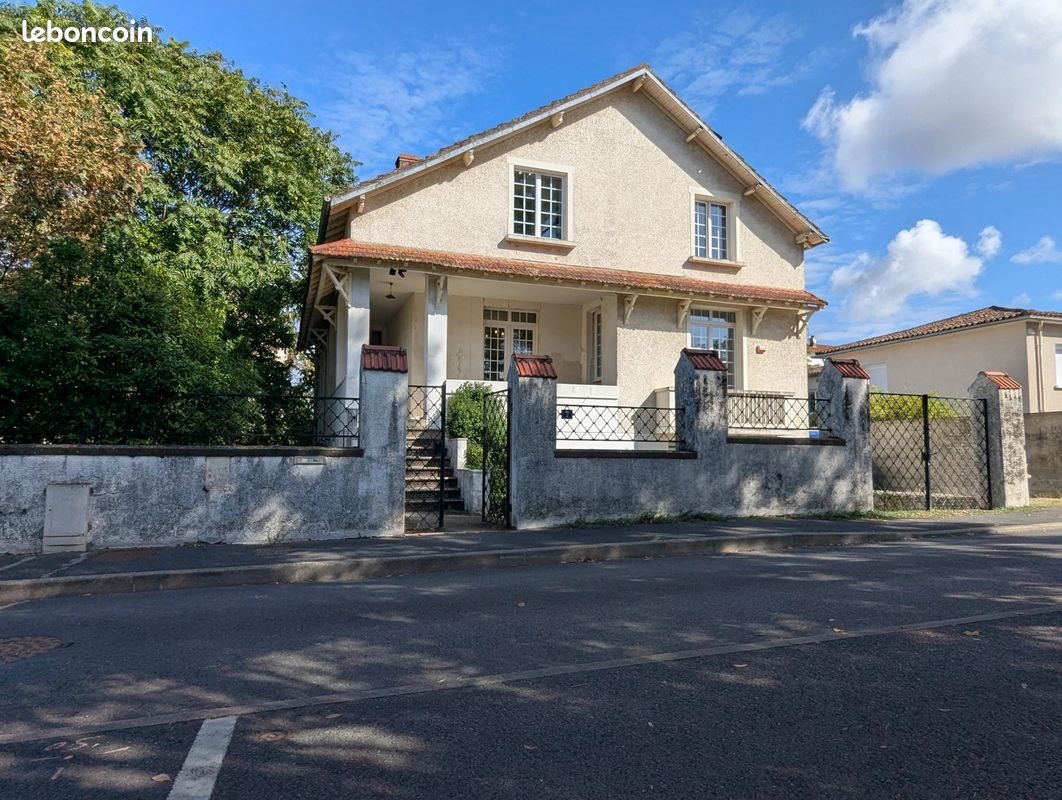 Maison à vendre, 194m², Montmorillon
