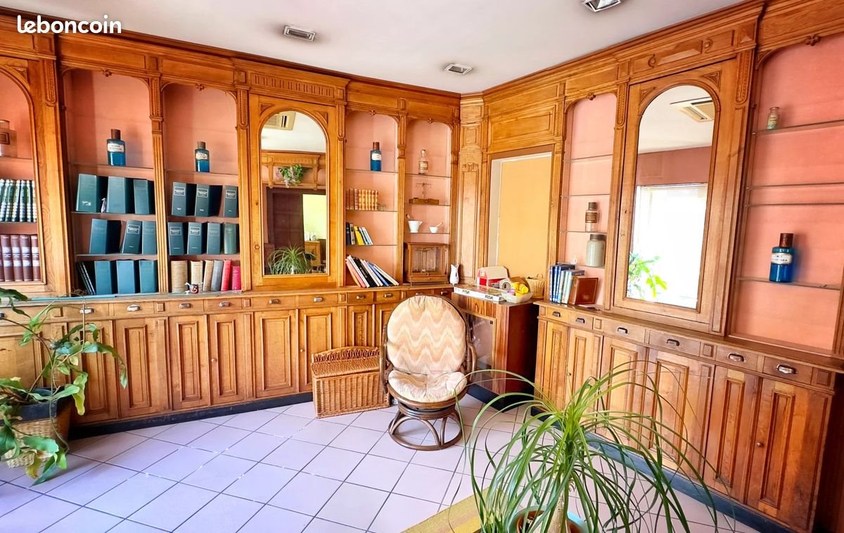 Maison à vendre, 345m², Boussac