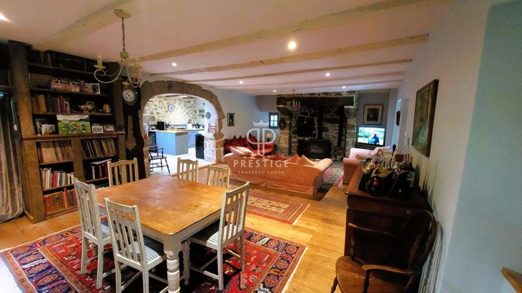 Maison à vendre, 365m², La Fouillade