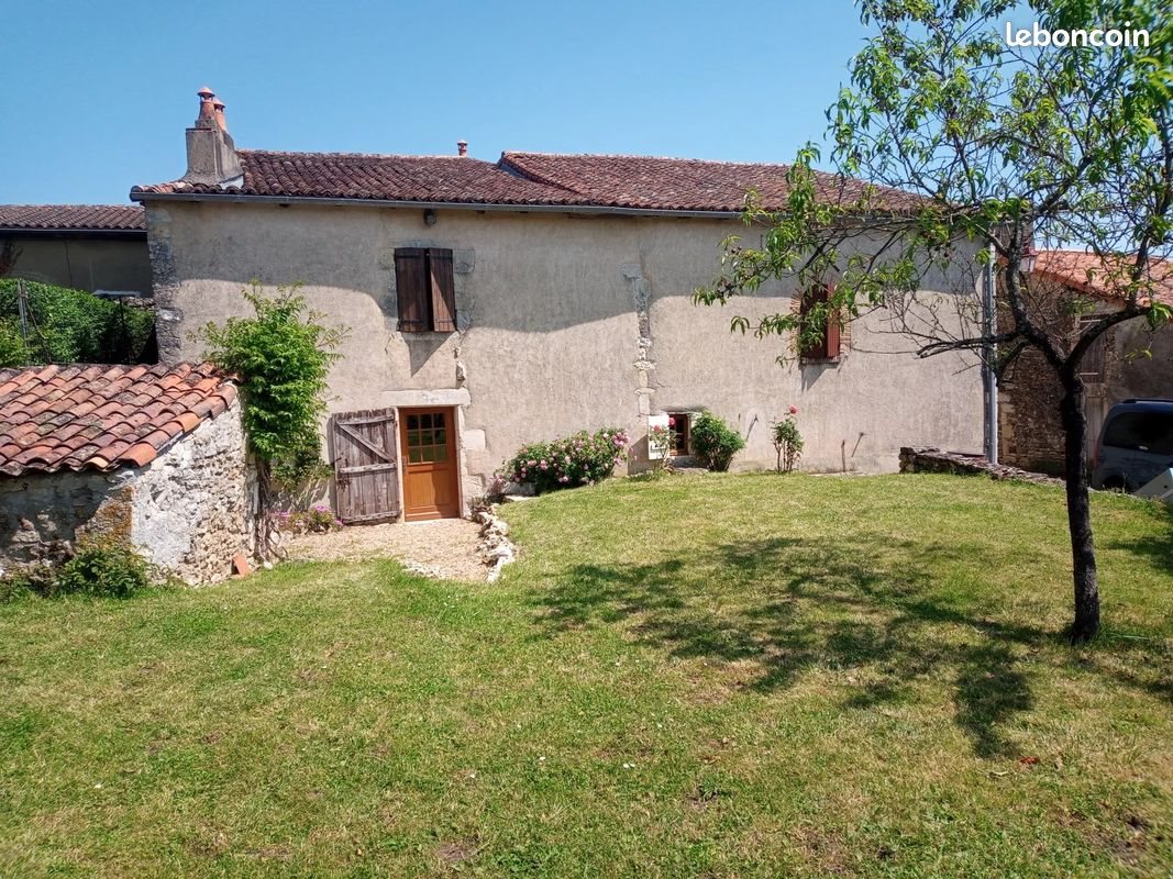 Maison à vendre, 162m², Charroux