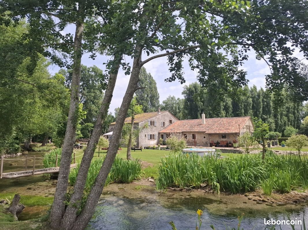 Maison à vendre, 298m², Chef-Boutonne