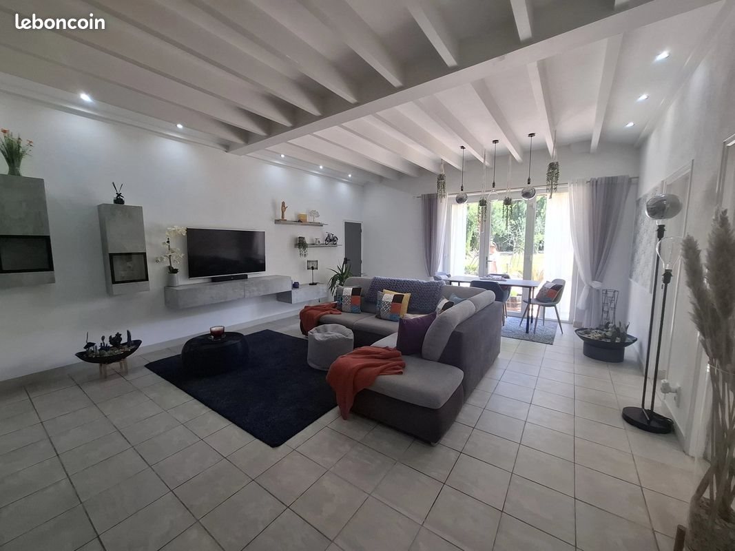 Maison à vendre, 298m², Chef-Boutonne