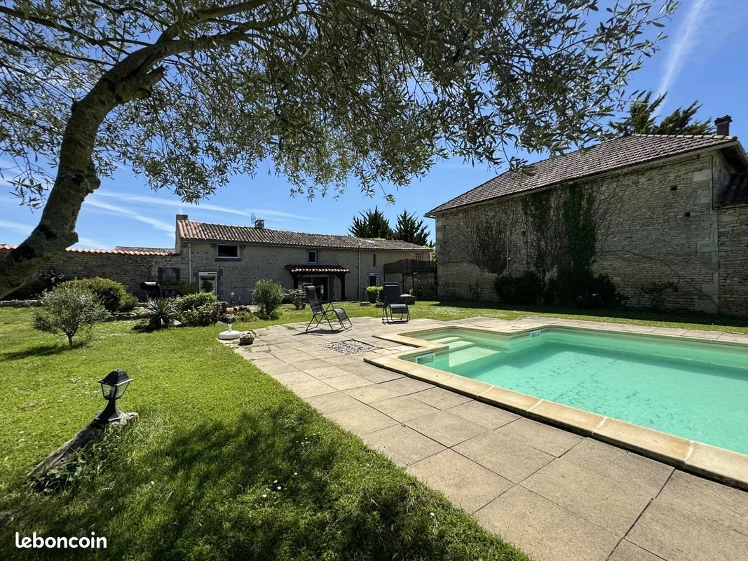 Maison à vendre, 159m², Villefagnan