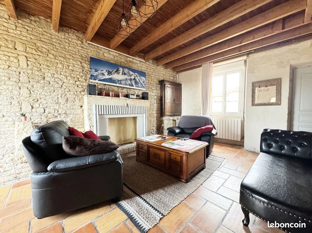 Maison à vendre, 159m², Villefagnan