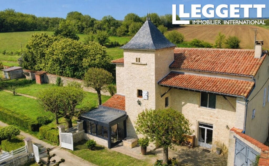 Maison à vendre, 172m², Ruffec