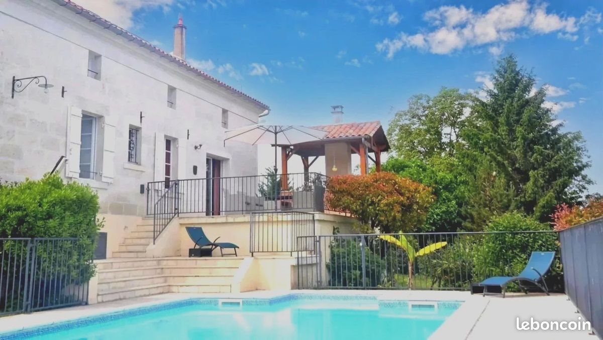 Maison à vendre, 190m², Aubeterre-sur-Dronne