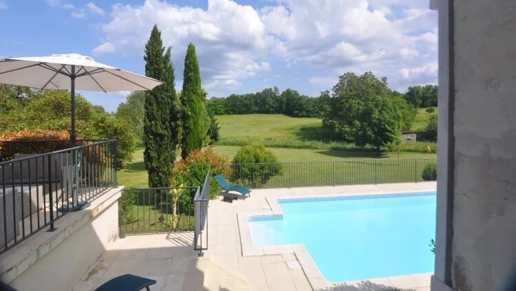 Maison à vendre, 190m², Aubeterre-sur-Dronne