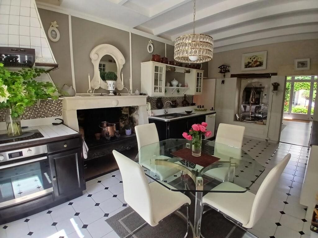 Maison à vendre, 275m², Matha