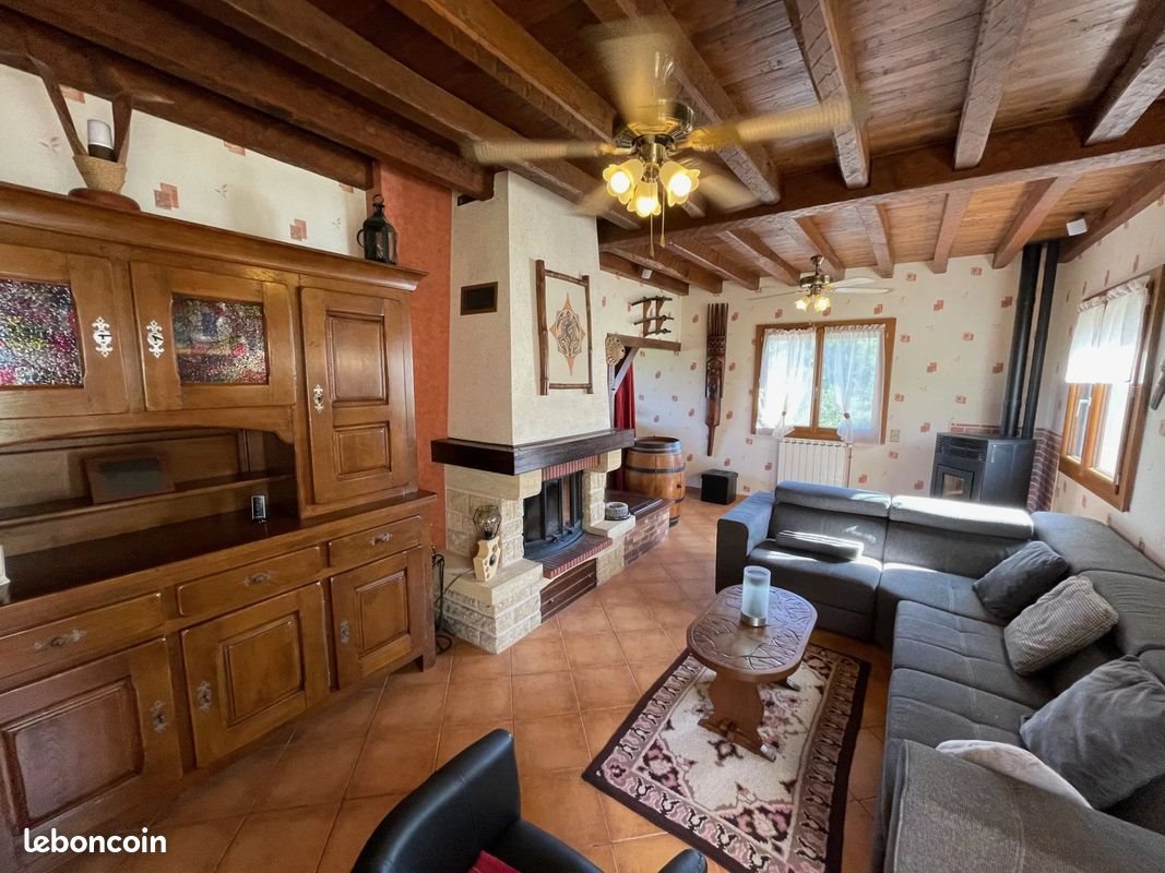 Maison à vendre, 150m², Hautefort