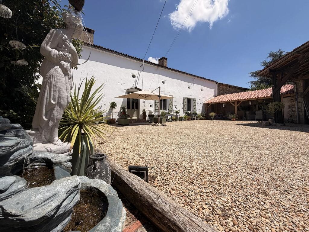Maison à vendre, 244m², Voulême