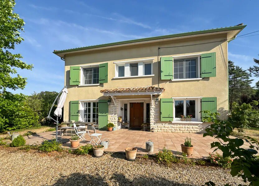 Maison à vendre, 151m², Douzillac