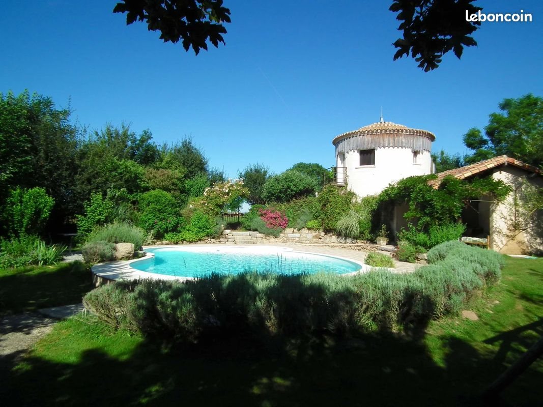 Maison à vendre, 300m², Beaulieu-sous-Parthenay