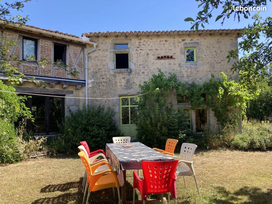 Maison à vendre, 300m², Beaulieu-sous-Parthenay