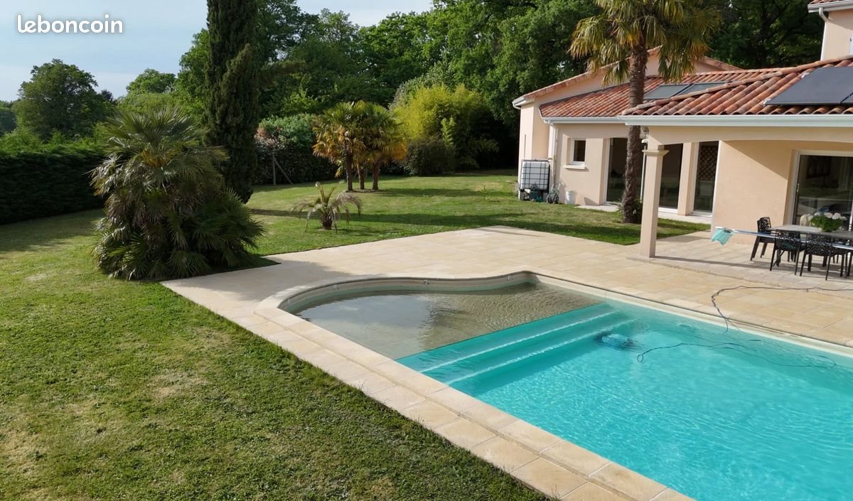 Maison à vendre, 210m², Brigueuil