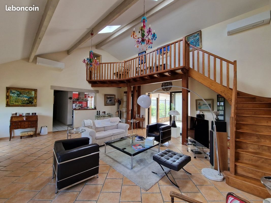 Maison à vendre, 220m², Bergerac