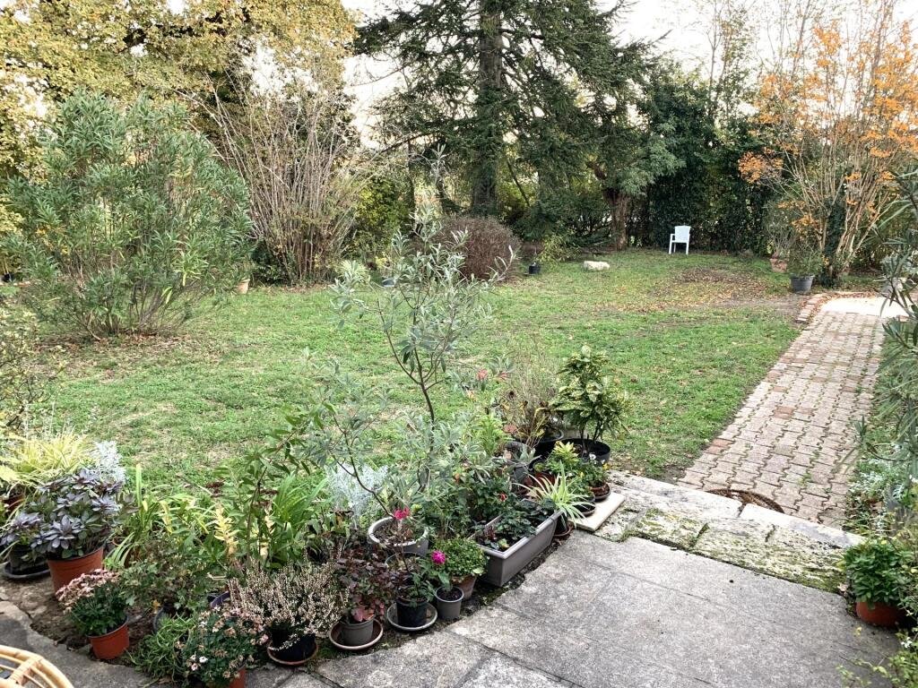 Maison à vendre, 167m², Sauveterre-de-Guyenne