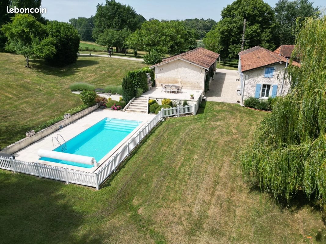 Maison à vendre, 225m², Courgeac