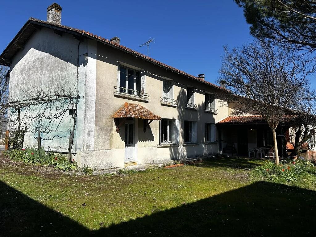 Maison à vendre, 205m², Châtignac