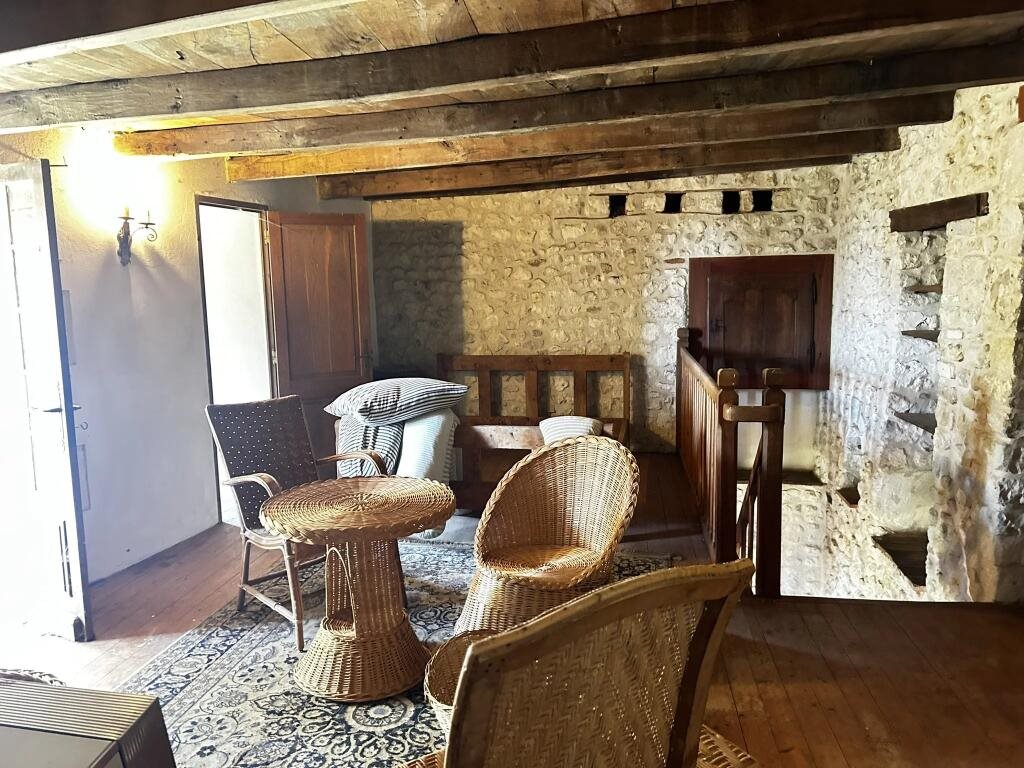 Maison à vendre, 205m², Châtignac