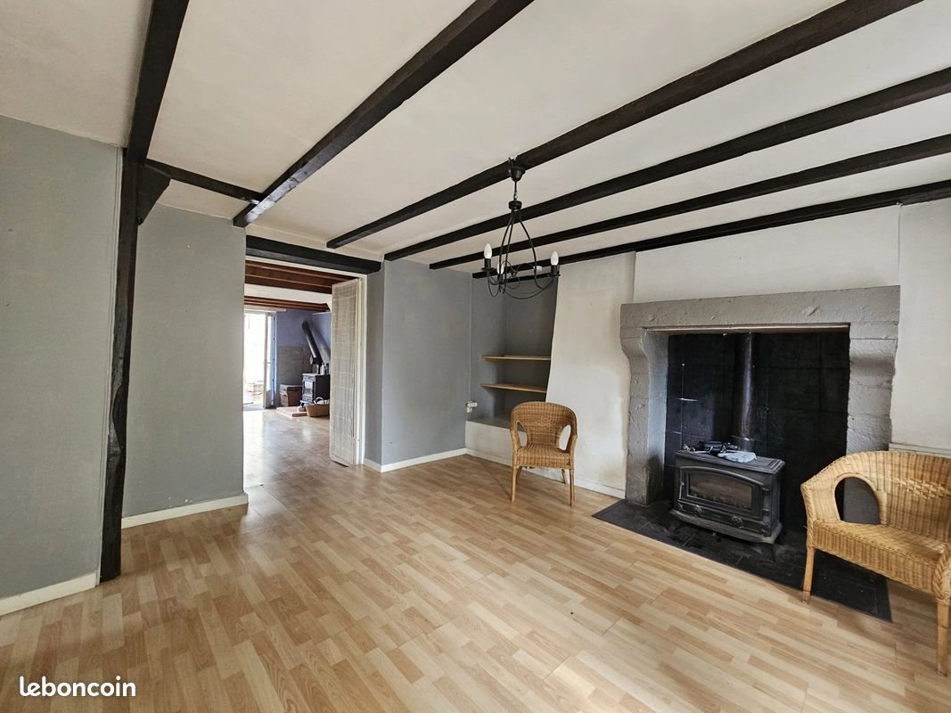 Maison à vendre, 104m², Saint-Laurent-de-Céris