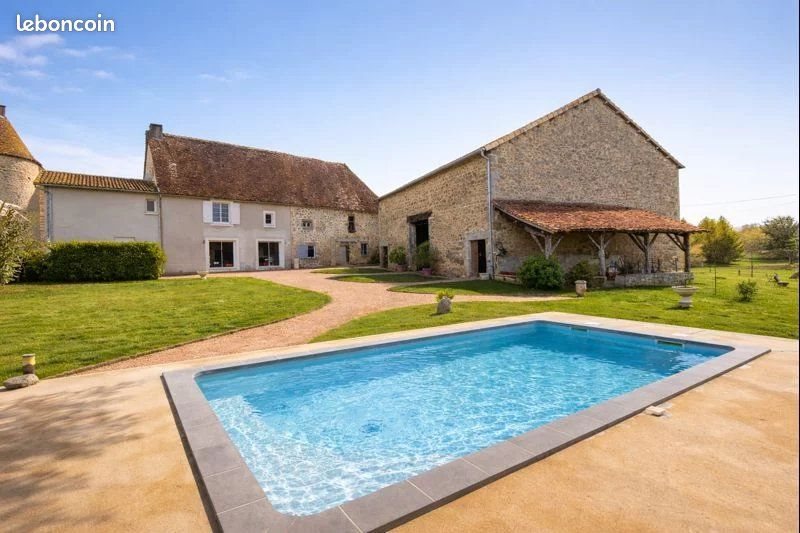 Maison à vendre, 165m², Piégut-Pluviers
