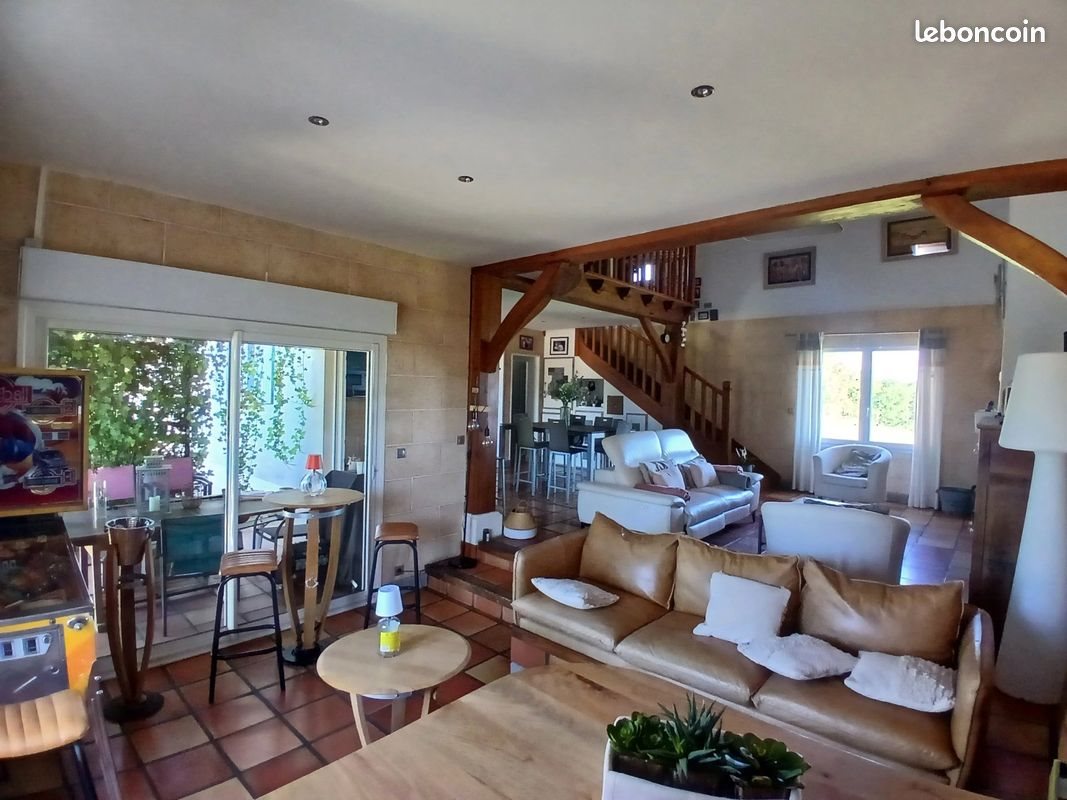 Maison à vendre, 175m², Montguyon