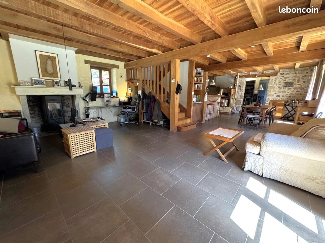 Maison à vendre, 140m², Saint-Laurent-de-Céris