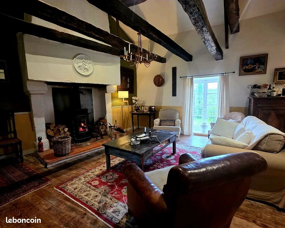 Maison à vendre, 240m², Verteillac
